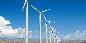 Bild, das einen Windpark zeigt
