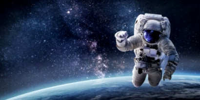 Astronaut im Weltraum
