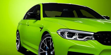 grüne Fahrzeugfolierung
