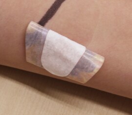 Ablösung Silikon-Augenpflaster - keine Marker-Rückstände am Pflaster erkennbar

