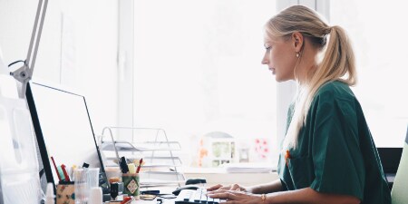 Women is working
