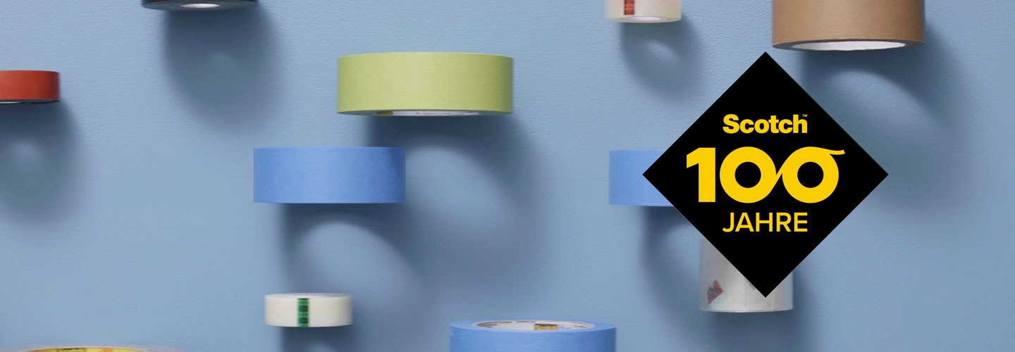 Medizinische Fachkräfte posieren in Uniform.