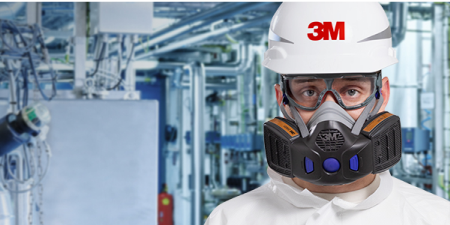Arbeiter mit SecureClick Atemschutzmaske
