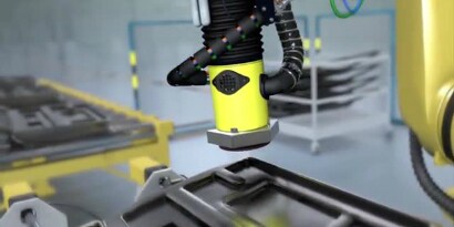 Einebnen einer Schweißnaht mit Robotertechnik unter Einsatz von 3M™ Cubitron™ II Schleifmitteln
