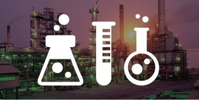 Pharmazeutische und chemische Industrie – Schulungskurse zum Arbeiten an hochgelegenen Arbeitsplätzen und in engen Räumen – Risikoprävention und wie Sie sich vor chemischen Ölen und Dämpfen schützen.
