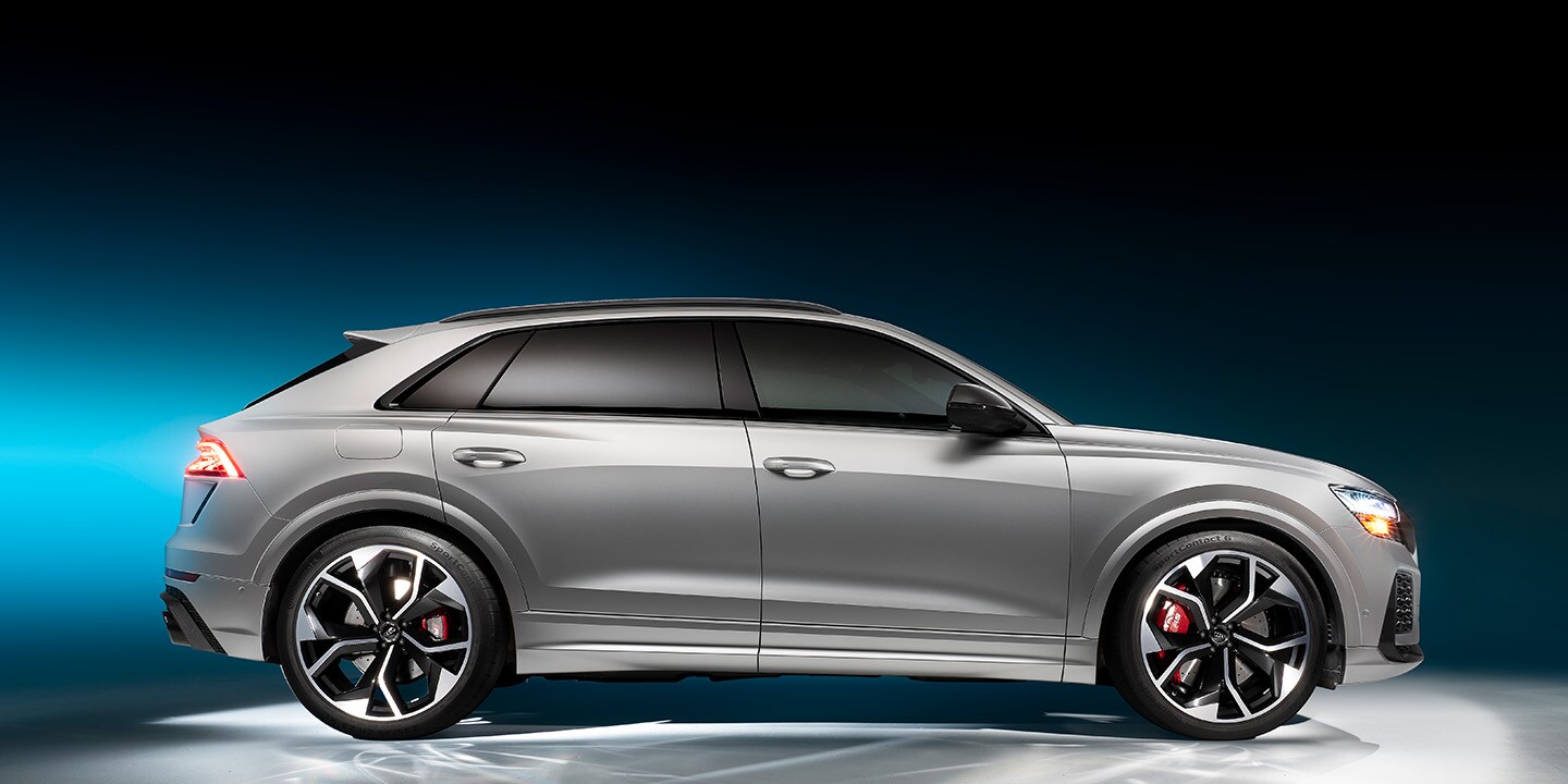 SUV Matte, silberne Wrap Folie, Lackschutzfolie, Scheibentönung
