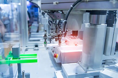Webinar: Nicht brennbare Lösungen für Flüssigkeitskühlung und Präzisionsreinigung in der MedTech-Industrie