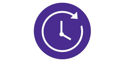 Violett-weißes Symbol mit Uhrzeigern und einem im Kreis weisenden Pfeil.
