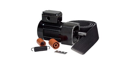 Bild verschiedener Ersatzteile für eine 3M-Matic™ Universal-Kartonverschließmaschine
