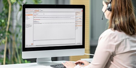 Digitales Diktat und Hintergrund-Spracherkennung
